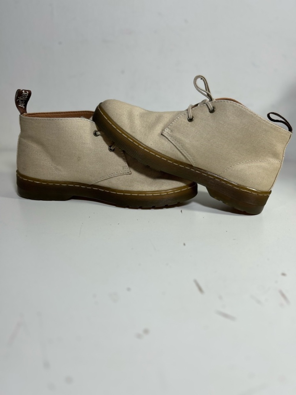 Dr. Martens  womens  Cream and Tan Boots cambas clasic shoes  ankle size 8